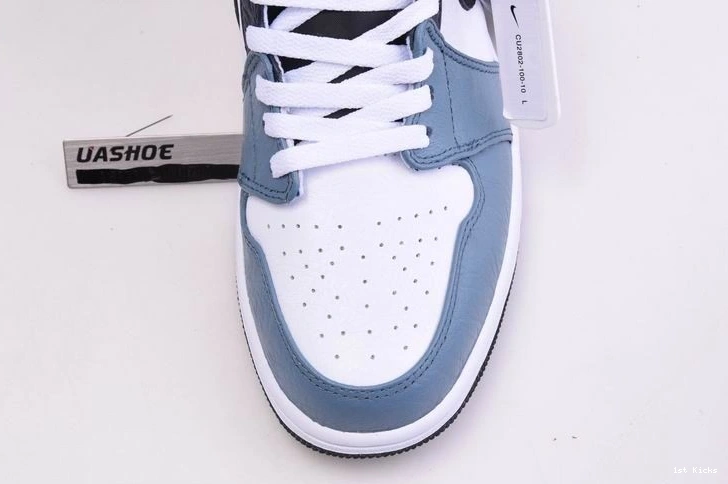 Facetasm CU2802-100  Fearless Jordan 1 Mid 0327